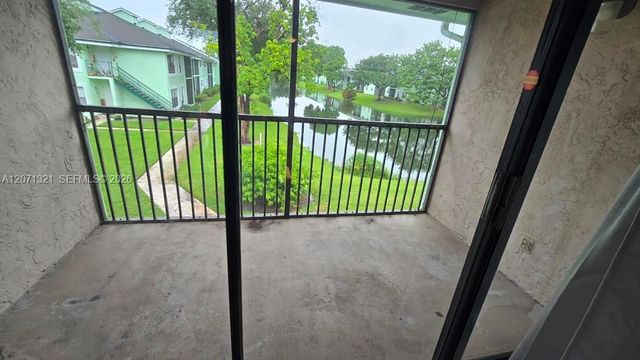 8787 NW 39th Street, Sunrise, FL 33351