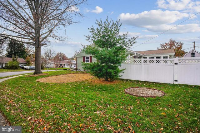 417 WHITE OAK PL, Frederick, MD 21701