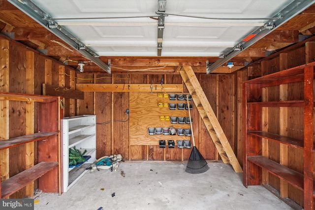 417 WHITE OAK PL, Frederick, MD 21701