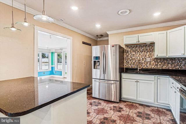 417 WHITE OAK PL, Frederick, MD 21701