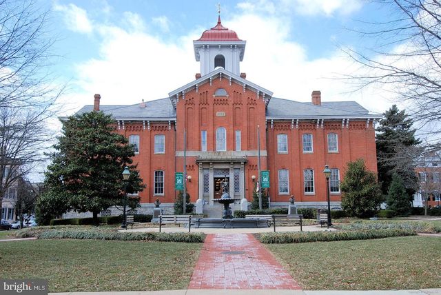 417 WHITE OAK PL, Frederick, MD 21701