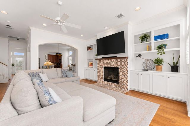 3917 Blossom Street, Houston, TX 77007