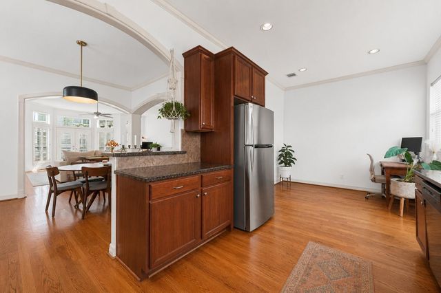 3917 Blossom Street, Houston, TX 77007