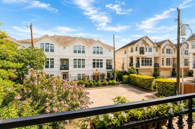 3917 Blossom Street, Houston, TX 77007