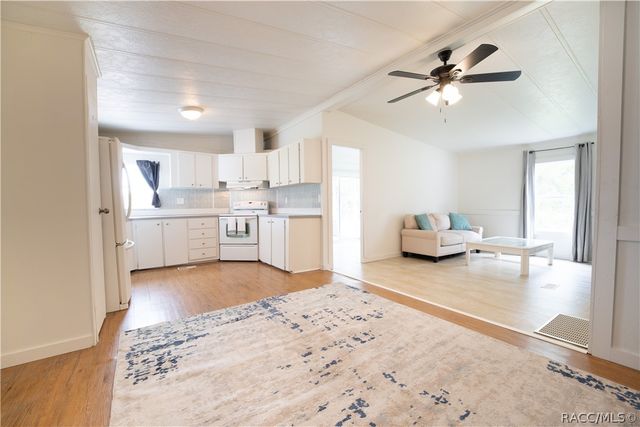5250 W Rolling View Place, Lecanto, FL 34461