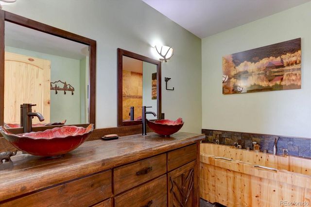 9648 Yegge Road, Morrison, CO 80465