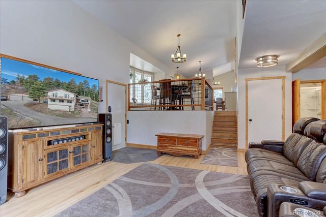 9648 Yegge Road, Morrison, CO 80465