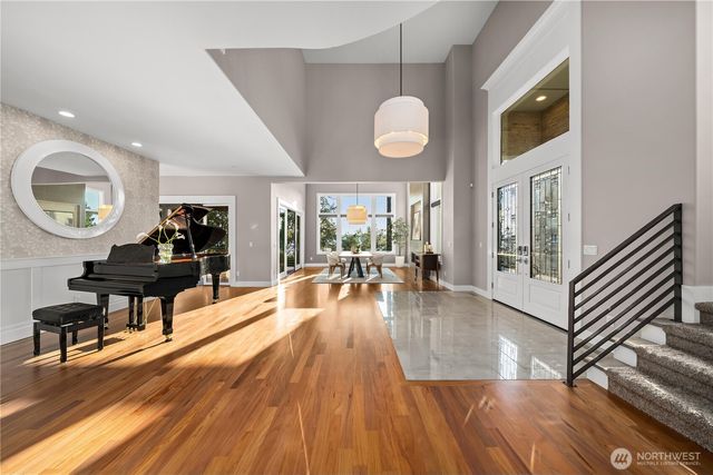 3410 W Mercer Way, Mercer Island, WA 98040