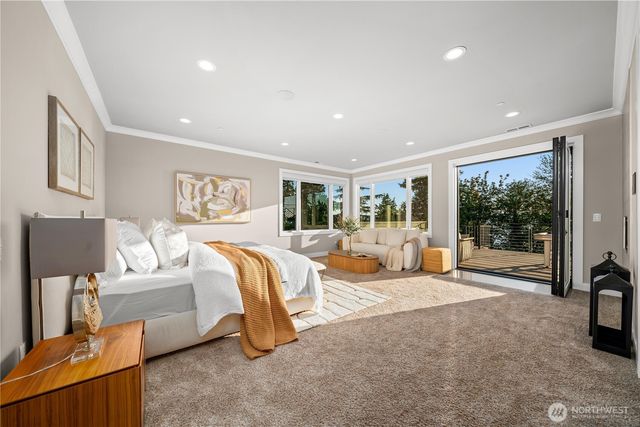 3410 W Mercer Way, Mercer Island, WA 98040