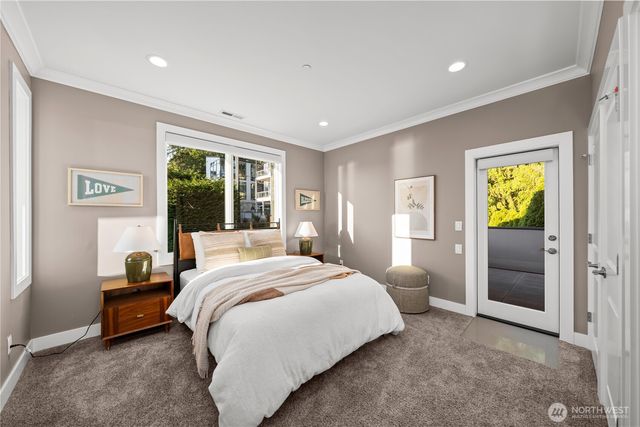 3410 W Mercer Way, Mercer Island, WA 98040