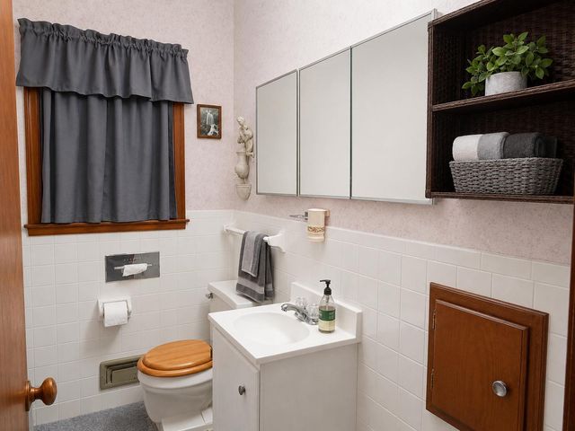 11333 Xavis Street NW, Coon Rapids, MN 55433