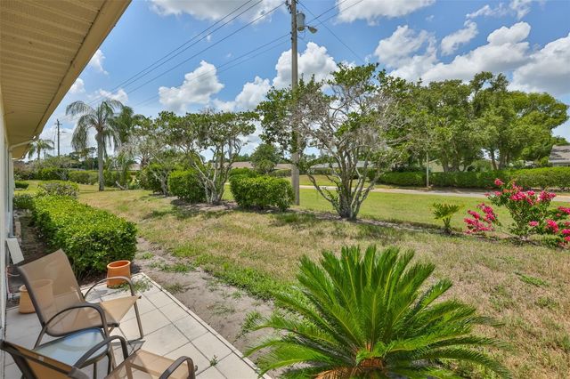 2417 LANCASTER DRIVE, Sun City Center, FL 33573
