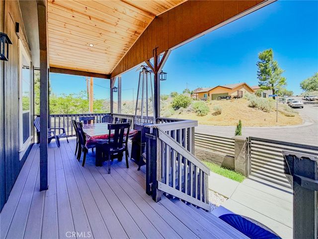 42815 Lowhill Drive, Lake Hughes, CA 93532