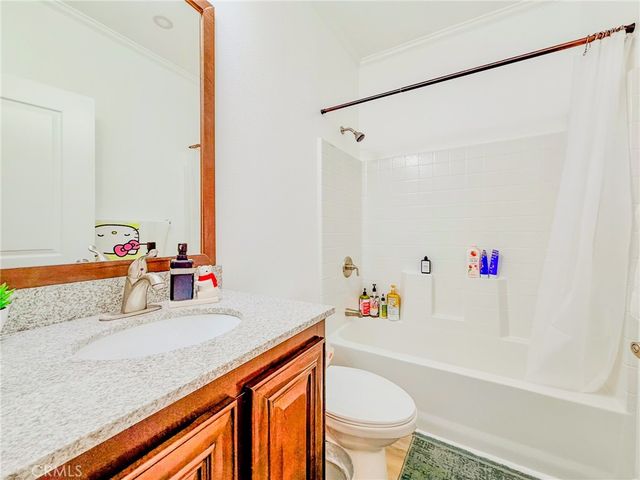 42815 Lowhill Drive, Lake Hughes, CA 93532