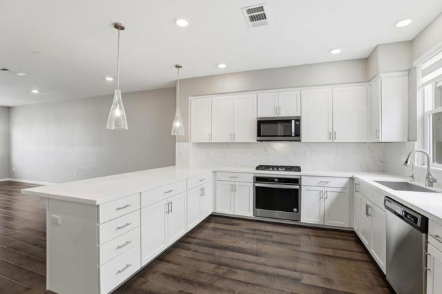 326 Agustin Narvaez Street 4, San Jose, CA 95136