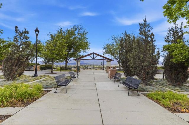 326 Agustin Narvaez Street 4, San Jose, CA 95136