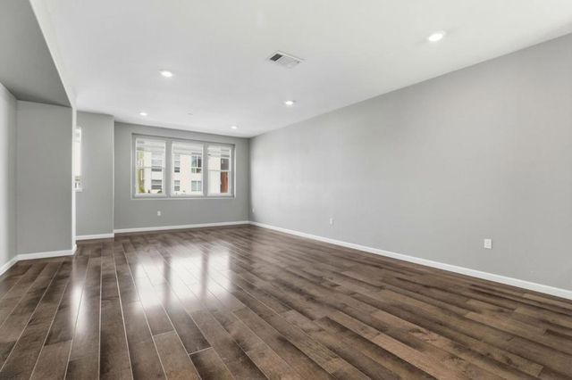 326 Agustin Narvaez Street 4, San Jose, CA 95136