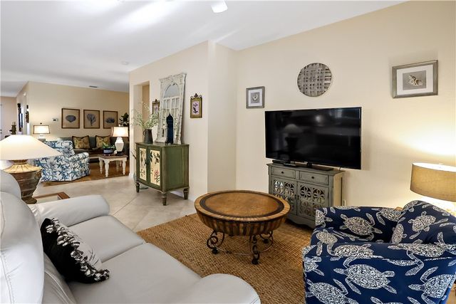 6335 Astor Place, Vero Beach, FL 32966