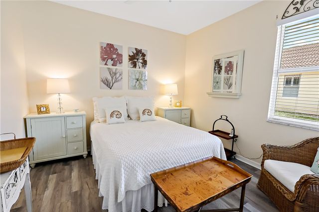 6335 Astor Place, Vero Beach, FL 32966