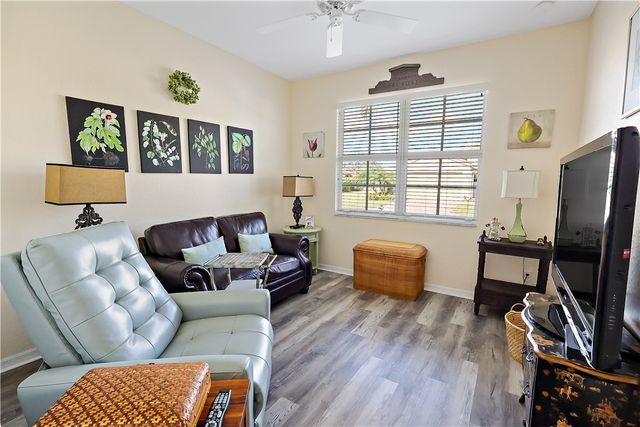 6335 Astor Place, Vero Beach, FL 32966