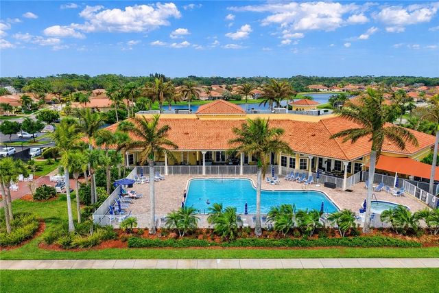 6335 Astor Place, Vero Beach, FL 32966