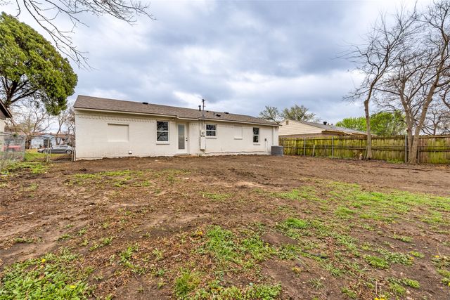 4213 Motley Drive, Mesquite, TX 75150