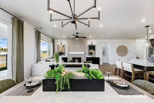 15087 Cloud Crest Ave, Caldwell, ID 83607