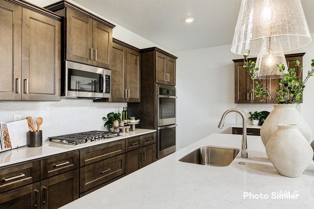 15087 Cloud Crest Ave, Caldwell, ID 83607