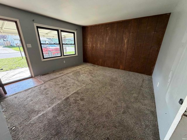 1427 Baywood Drive, New Haven, IN 46774