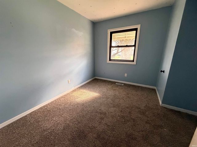 1427 Baywood Drive, New Haven, IN 46774