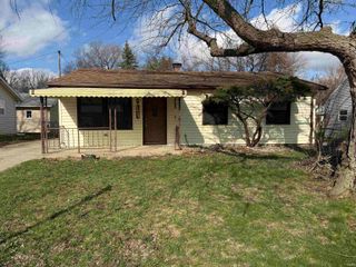 1427 Baywood Drive, New Haven, IN 46774