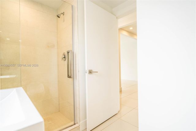 1971 Bay Dr 114, Miami Beach, FL 33141