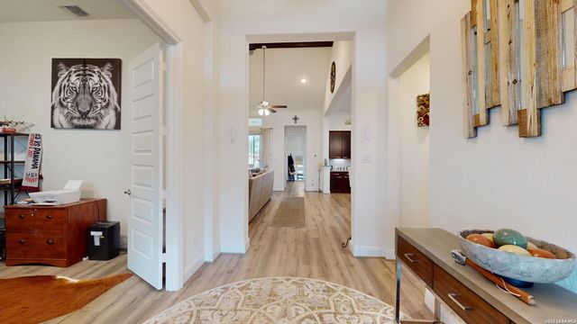 24027 GAVARRA, San Antonio, TX 78261