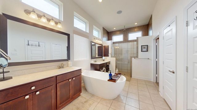 24027 GAVARRA, San Antonio, TX 78261