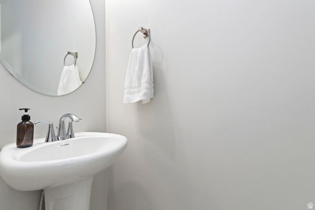 3477 E WHEAT FIELD LN, Eagle Mountain, UT 84005