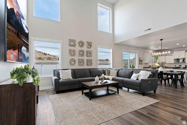 3477 E WHEAT FIELD LN, Eagle Mountain, UT 84005