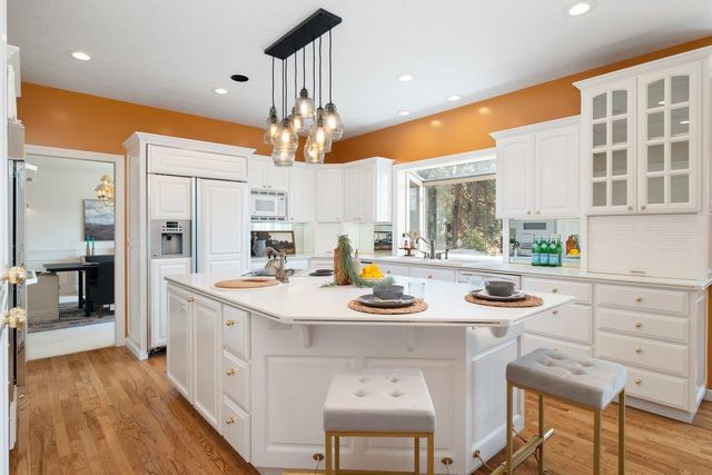 714 E Edenderry Ct, Spokane, WA 99223