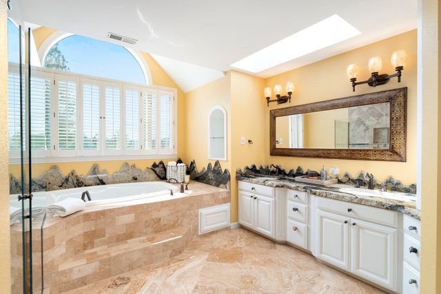 714 E Edenderry Ct, Spokane, WA 99223