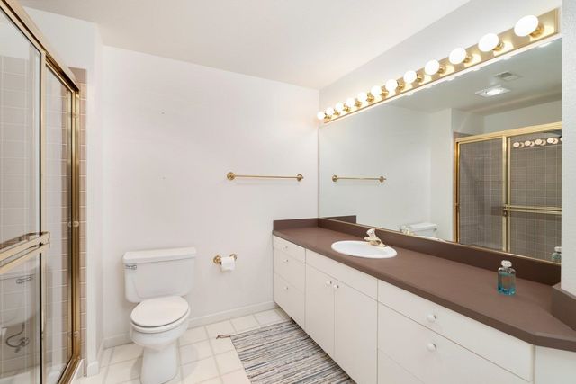 714 E Edenderry Ct, Spokane, WA 99223