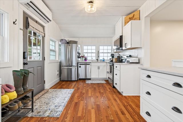 231 St Catherine Court, Wells, VT 05774