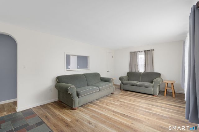 10 Teddy Lane, Norwich, CT 06360