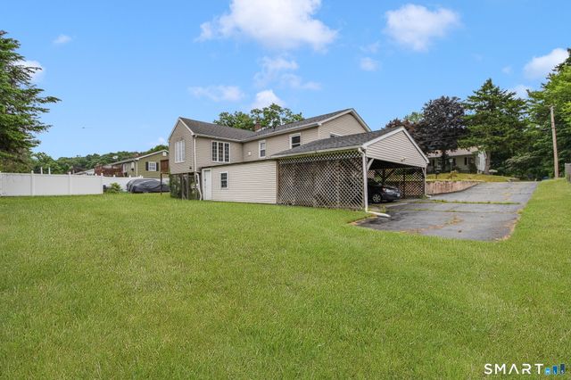 10 Teddy Lane, Norwich, CT 06360