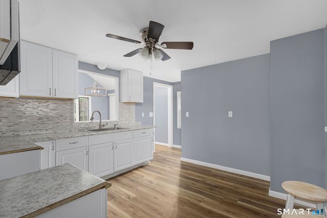 10 Teddy Lane, Norwich, CT 06360