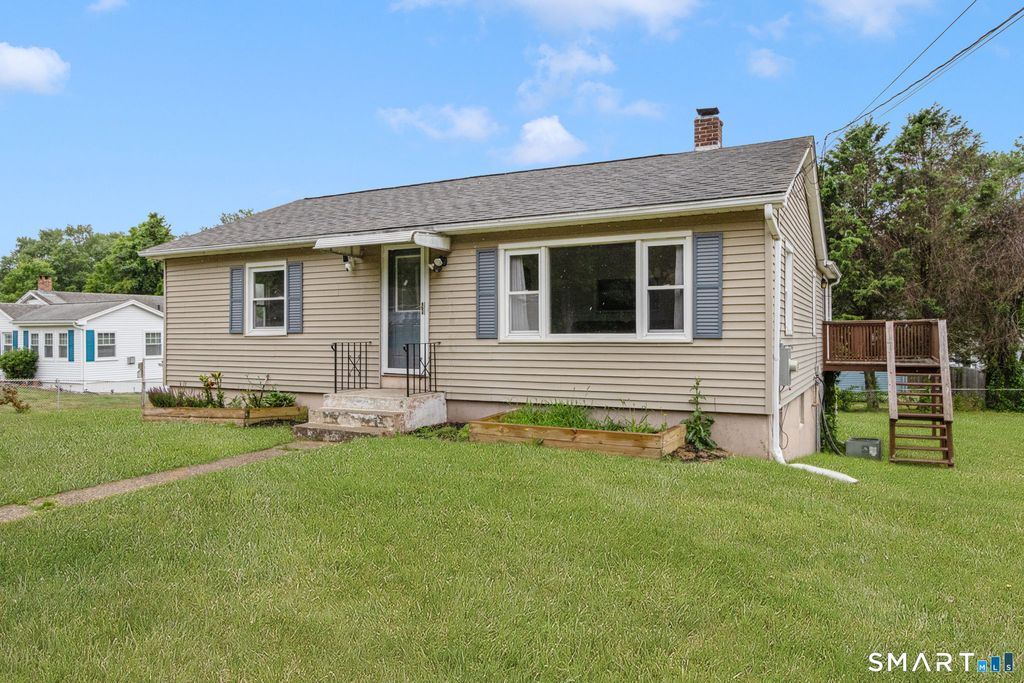 10 Teddy Lane, Norwich, CT 06360