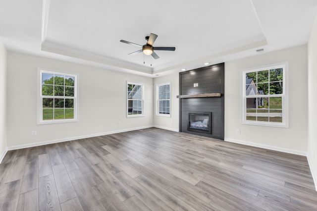 751 Emma Dean Ct, Clarksville, TN 37042