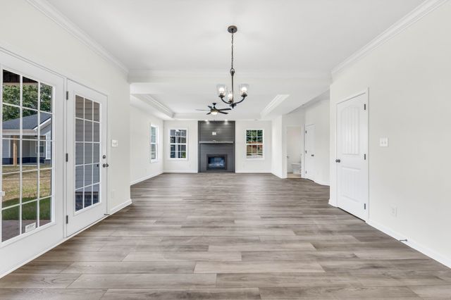 751 Emma Dean Ct, Clarksville, TN 37042