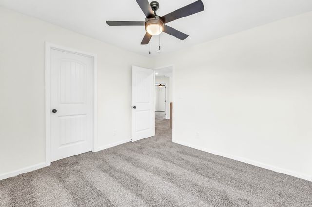 751 Emma Dean Ct, Clarksville, TN 37042