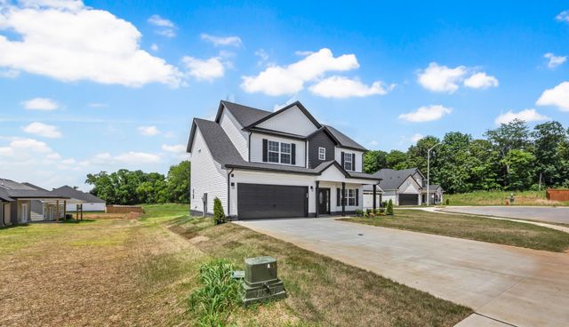 751 Emma Dean Ct, Clarksville, TN 37042