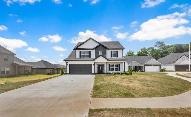 751 Emma Dean Ct, Clarksville, TN 37042