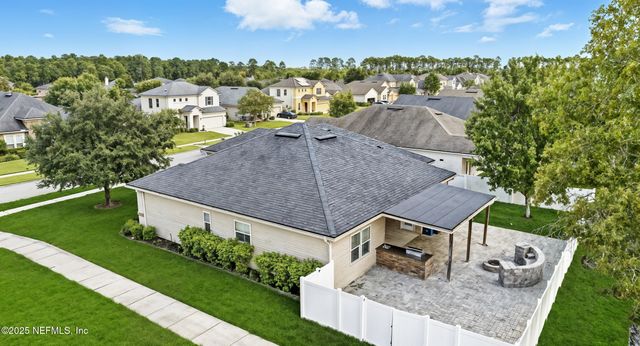 1002 WETLAND RIDGE Circle, Middleburg, FL 32068